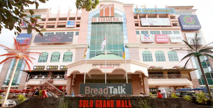 7 Rekomendasi Tempat Belanja di Daerah Solo Yang Terkenal Lengkap dan Murah, Wajib Kalian Kunjungi! 3