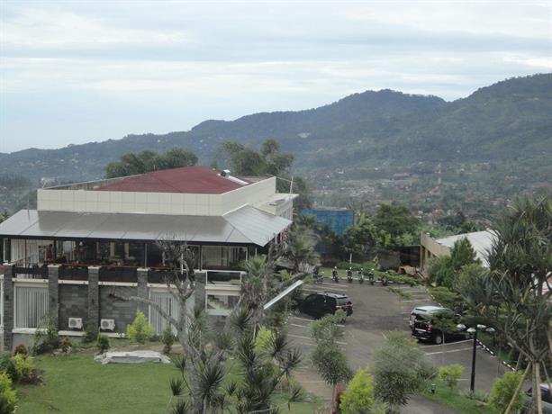 10 Tempat Penginapan Murah di Dekat Taman Safari Cisarua Bogor Harga Sewa Mulai 140 Ribu 7