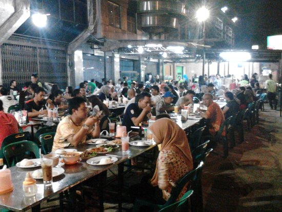 10 Nasi Goreng Dengan Kenikmatan Haqiqi Yang Ada di Medan 10