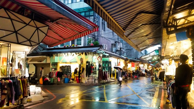 Inilah 10 Daftar Pilihan Tempat Belanja Murah di Negara Taiwan Yang Cocok Untuk Kalian Kunjungi 1 Inilah 10 Daftar Pilihan Tempat Belanja Murah di Negara Taiwan Yang Cocok Untuk Kalian Kunjungi 1