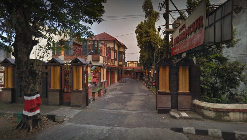 10 Penginapan Murah di Kudus Mulai Rp.55.000 Adakah Yang Dekat Menara Colo Muria Rahtawu? 9 10 Penginapan Murah di Kudus Mulai Rp.55.000 Adakah Yang Dekat Menara Colo Muria Rahtawu? 9