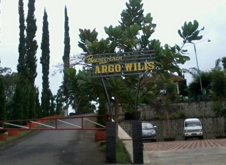 10 Penginapan Harian Murah di Tulungagung Harga Mulai Rp.60.000 Dekat Pantai 2