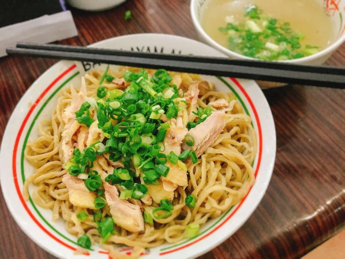 10 Tempat Sarapan Enak Favoritnya Orang Jakarta, Sudah Pernah Coba? 7 10 Tempat Sarapan Enak Favoritnya Orang Jakarta, Sudah Pernah Coba? 7