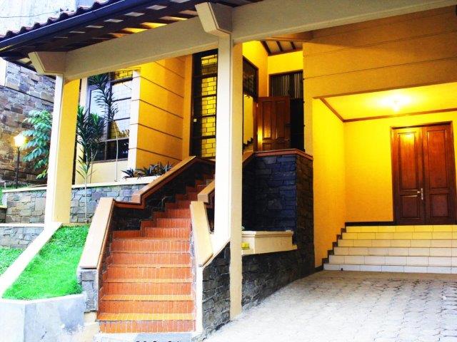 10 Rekomendasi Guest House Murah di Bandung Mulai Rp.144.992 Penginapan Yang Aman dan Nyaman 4 10 Rekomendasi Guest House Murah di Bandung Mulai Rp.144.992 Penginapan Yang Aman dan Nyaman 4