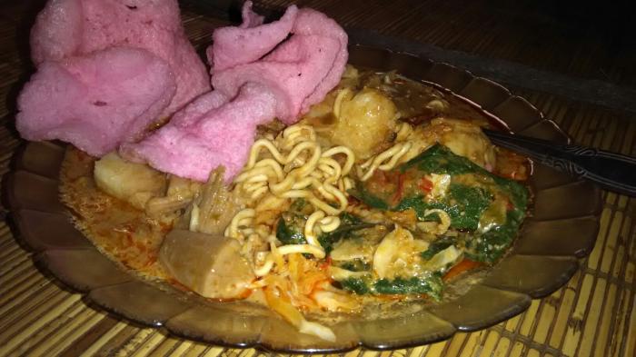 Mau Sarapan di Bandung? Coba Deh 10 Tempat Penyedia Makanan Enak Ini! 6