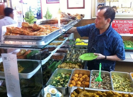 Mau Sarapan di Bandung? Coba Deh 10 Tempat Penyedia Makanan Enak Ini! 5