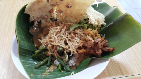 Gak Nahan! 10 Tempat Sarapan di Surabaya Ini Bikin Perut Puas! 2