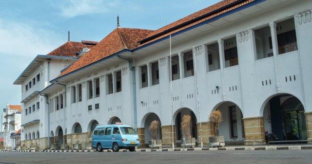 Tempat Ngabuburit di Wilayah Cirebon Yang Ramai, Bisa Dikunjungi Bersama Keluarga Atau Teman 8 Tempat Ngabuburit di Wilayah Cirebon Yang Ramai, Bisa Dikunjungi Bersama Keluarga Atau Teman 8