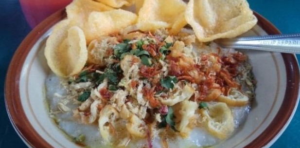 Cobain Bubur Ayam Yang Enak dan Murah di Jogja, Simak Rekomendasi Daftar Berikut Ini! 5 Cobain Bubur Ayam Yang Enak dan Murah di Jogja, Simak Rekomendasi Daftar Berikut Ini! 5