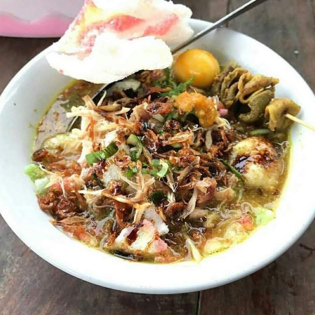 10 Bubur Ayam di Jakarta Ini Mampu Buat Lidah dan Perutmu Bergetar! 3 10 Bubur Ayam di Jakarta Ini Mampu Buat Lidah dan Perutmu Bergetar! 3