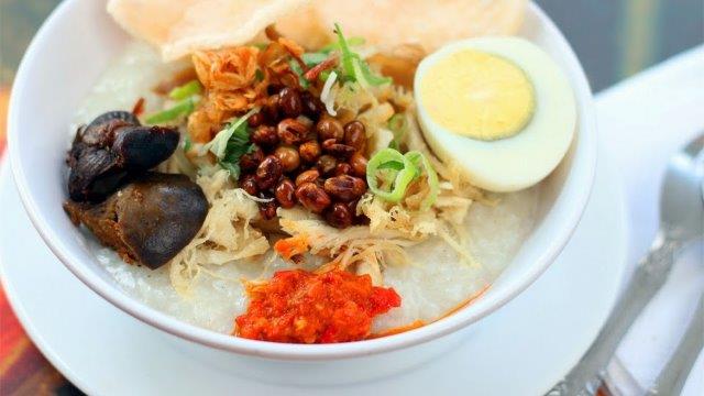 Termaknyus! Daftar Bubur Ayam Yang Recommended di Makassar 1 Termaknyus! Daftar Bubur Ayam Yang Recommended di Makassar 1