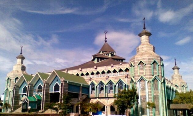 Tempat Ngabuburit di Daerah Makassar Yang Bagus, Santai Sejenak Untuk Menunggu Berbuka Puasa 9