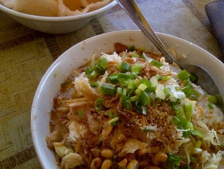 Nggak Nahan! Daftar Kedai Bubur Ayam Terenak di Medan 9 Nggak Nahan! Daftar Kedai Bubur Ayam Terenak di Medan 9