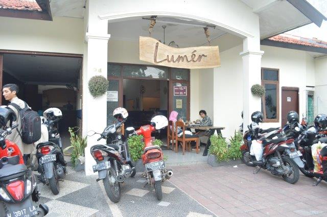 10 Daftar Pilihan Cafe Murah di Daerah Surabaya Ini Wajib Masuk Ke Dalam Weekend Listmu! 2