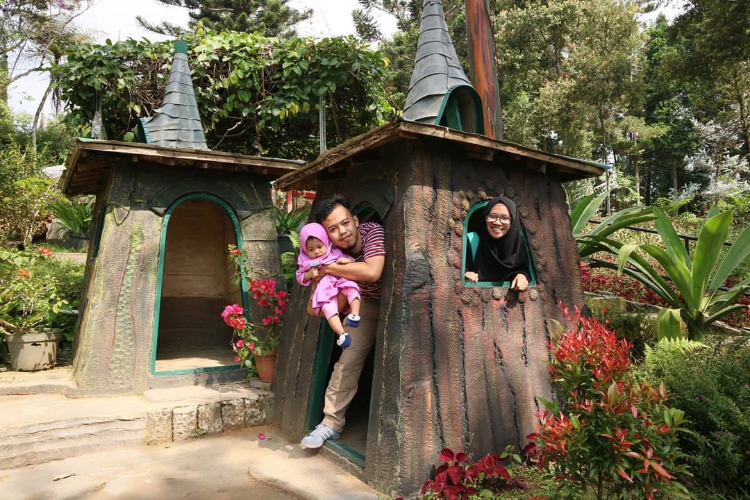Berpetualang Ke Rumah House The Hobbit 6