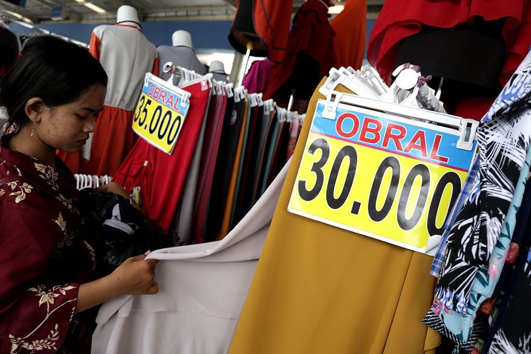 Pasar Tanah Abang Buka Jam Berapa? 8