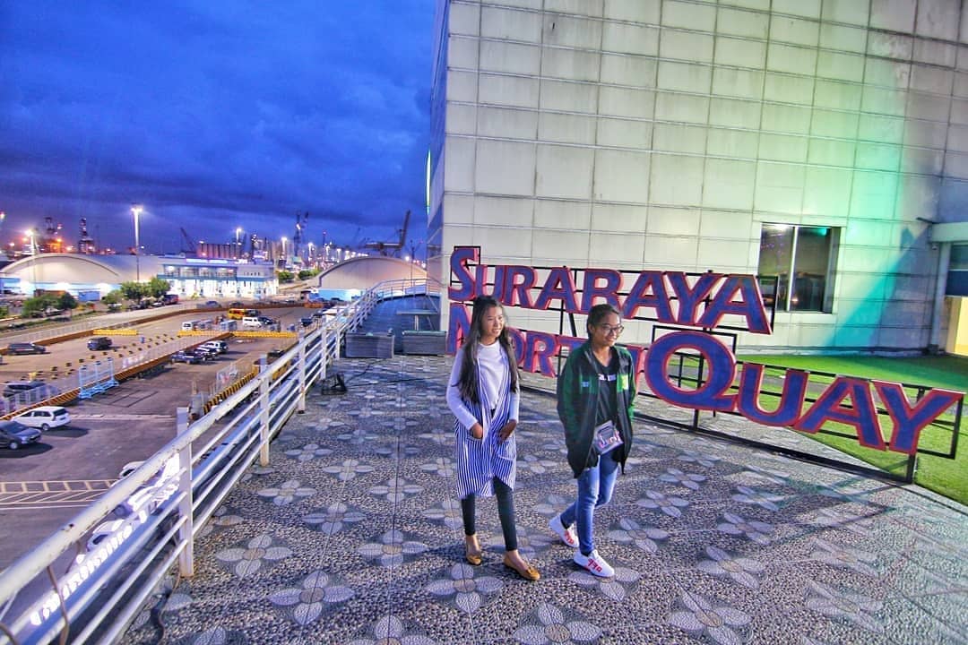 Menikmati Sunrise di Surabaya North Quay 4