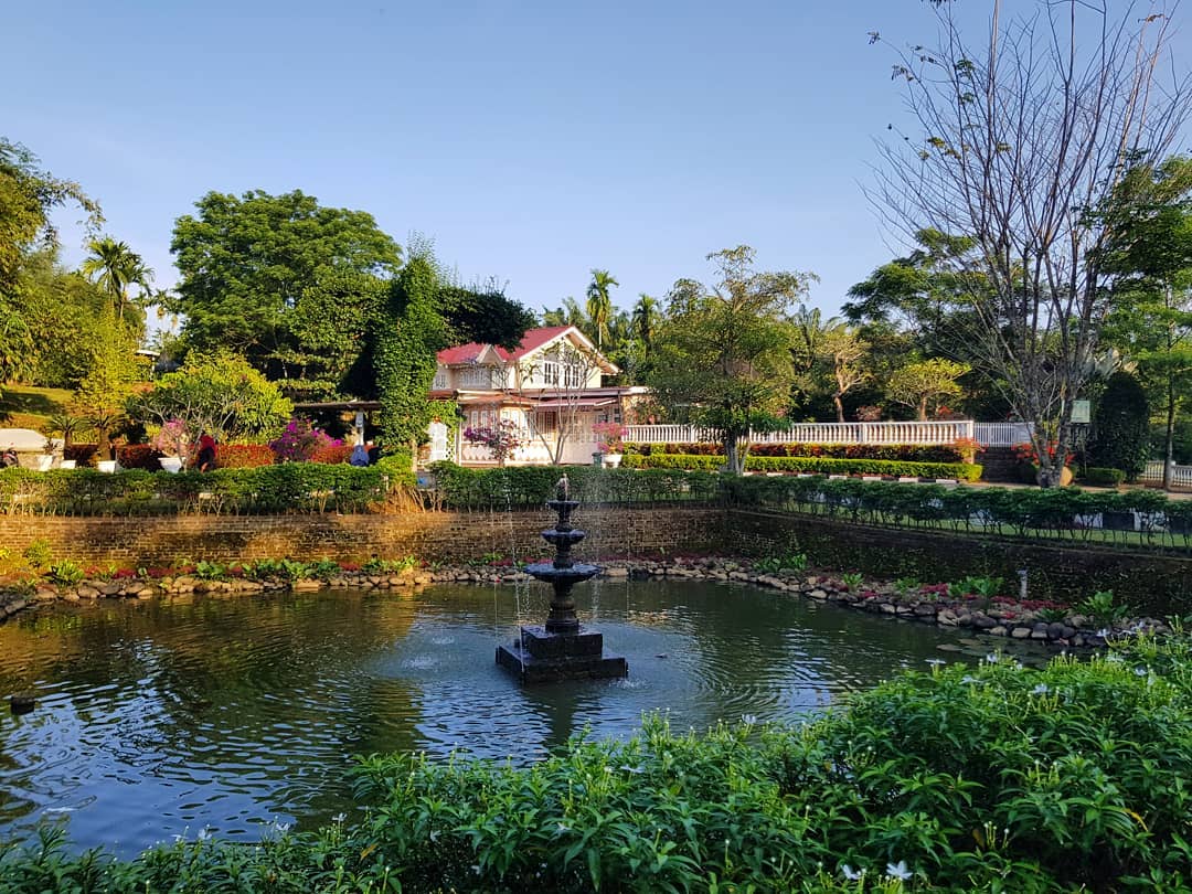 Banyak Spot Foto di Taman The Le Hu Garden 1 Banyak Spot Foto di Taman The Le Hu Garden 1