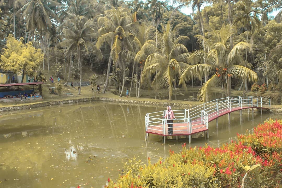 Banyak Spot Foto di Taman The Le Hu Garden 2 Banyak Spot Foto di Taman The Le Hu Garden 2