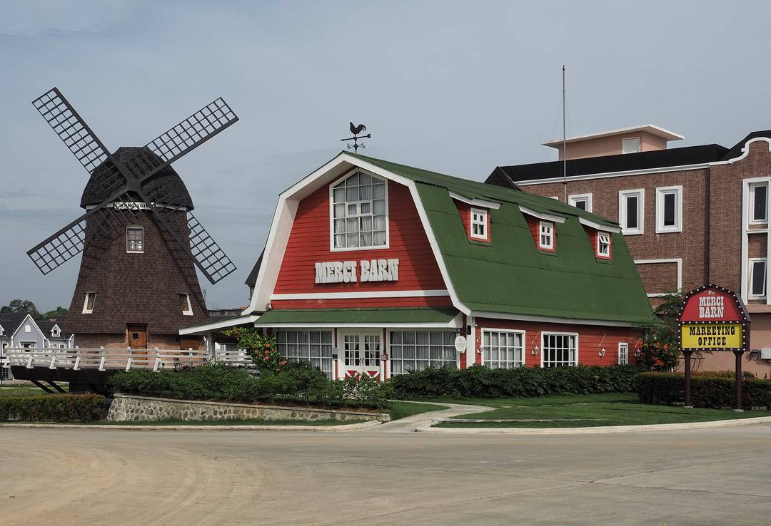 Medan Punya Spot Foto Mirip di Belanda, Merci Barn Namanya. Yuk Lihat! 1