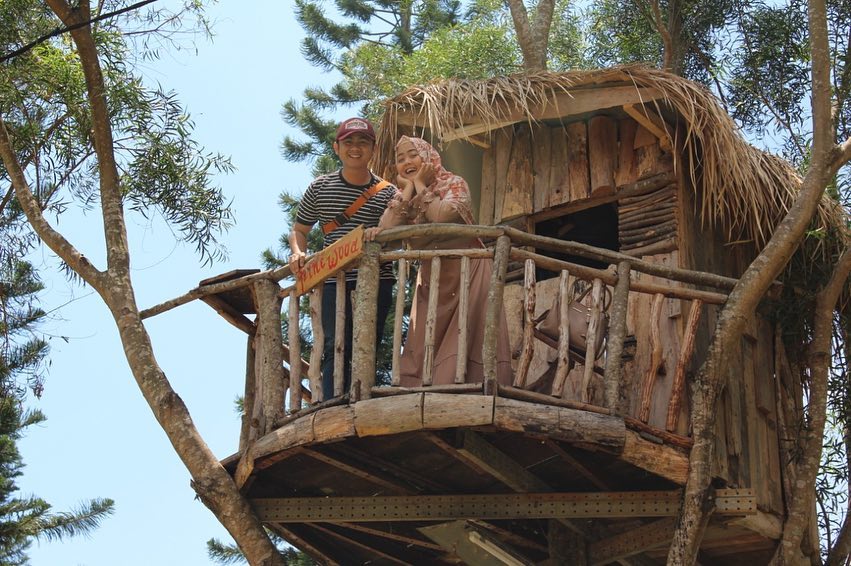 Berpetualang Ke Rumah House The Hobbit 8