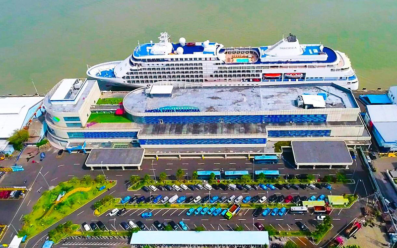 Menikmati Sunrise di Surabaya North Quay 2