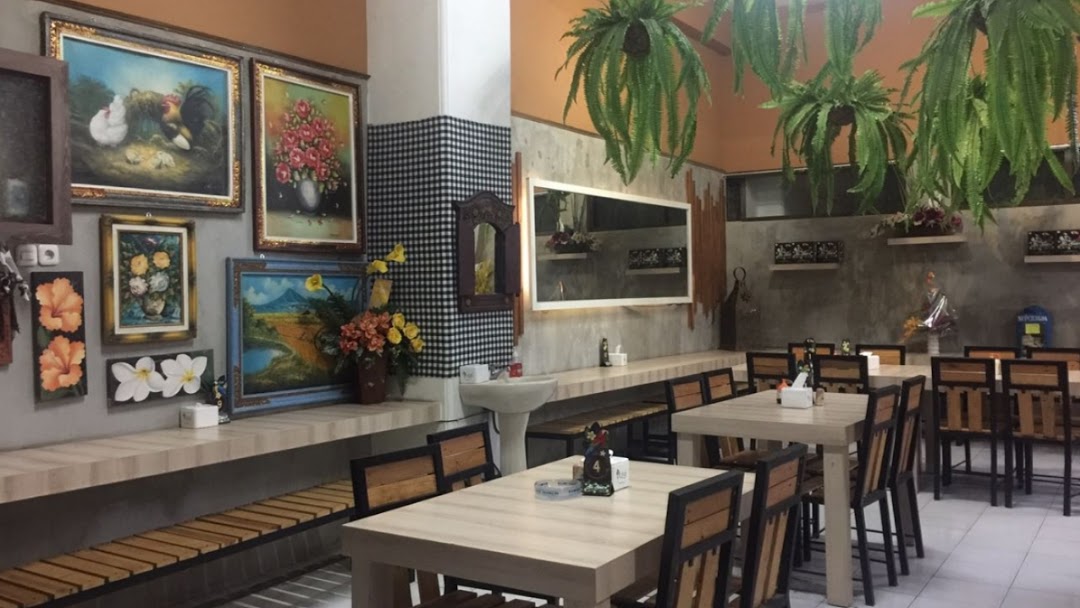 10 Rekomendasi Cafe Paling Hits di Daerah Malang, Bikin Nongkrong Makin Seru dan Lupa Pulang! 4