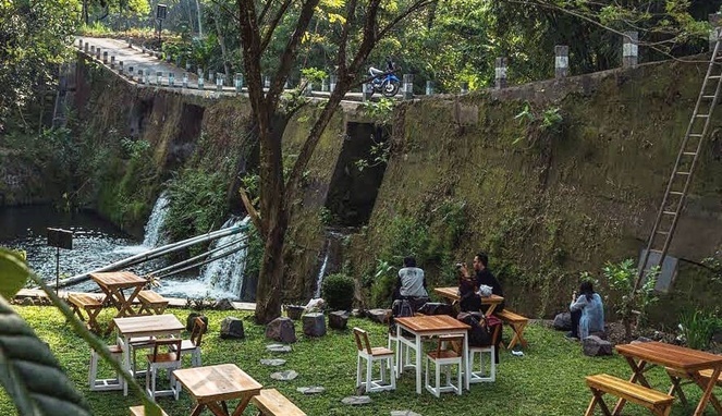 10 Referensi Tempat Hangout Daerah Jogja Ini Surganya Nongkrong Asik dan Bikin Lupa Pulang! 1 10 Referensi Tempat Hangout Daerah Jogja Ini Surganya Nongkrong Asik dan Bikin Lupa Pulang! 1