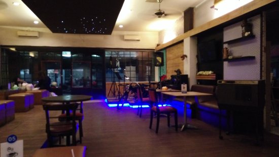 7 Tempat Yang Cocok Buat Ngabuburit di Daerah Tegal, Simak Daftar Pilihan Berikut Ini! 8