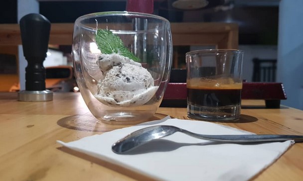 10 Referensi Tempat Ngopi Paling Asoy di Daerah Semarang Yang Bikin Lupa Waktu, Yuk Cobain! 6