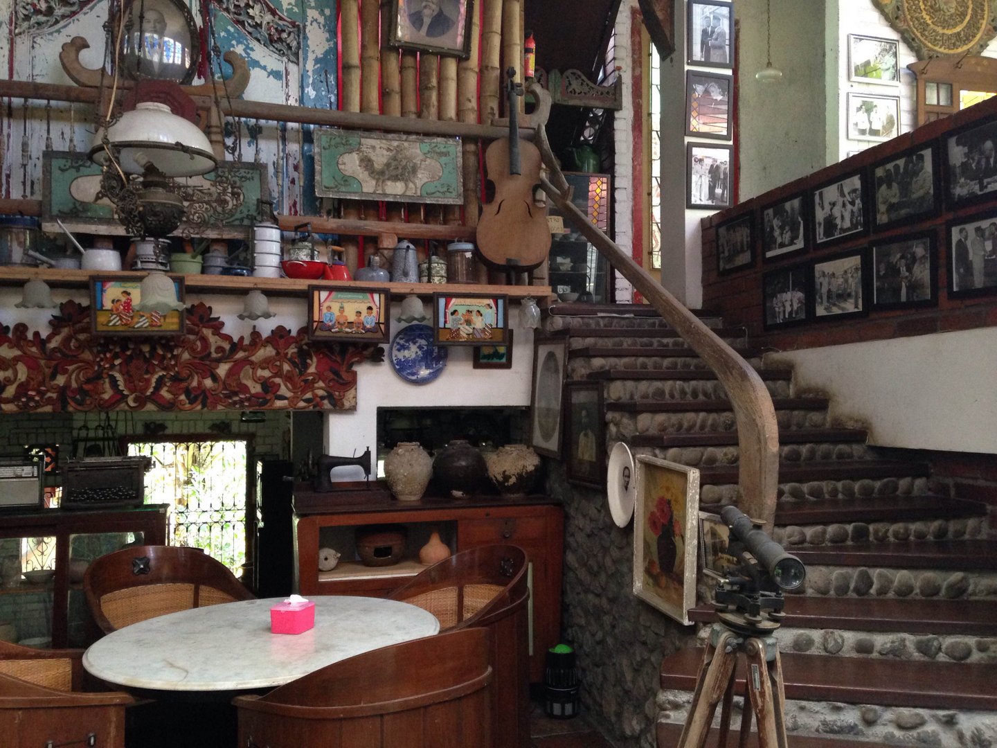 10 Rekomendasi Cafe Paling Hits di Daerah Malang, Bikin Nongkrong Makin Seru dan Lupa Pulang! 9