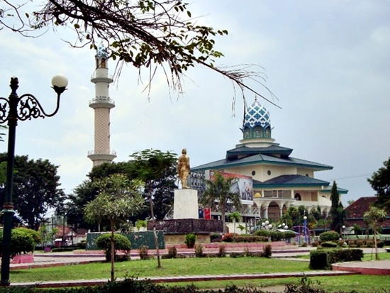7 Tempat Ngabuburit di Daerah Kediri Saat Bulan Ramadhan Yang Asyik dan Kekinian 4