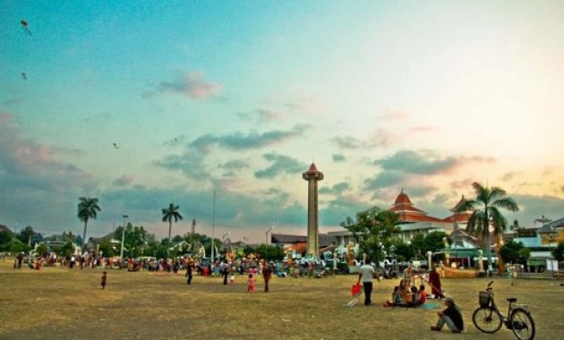 7 Tempat Yang Cocok Buat Ngabuburit di Daerah Tegal, Simak Daftar Pilihan Berikut Ini! 7