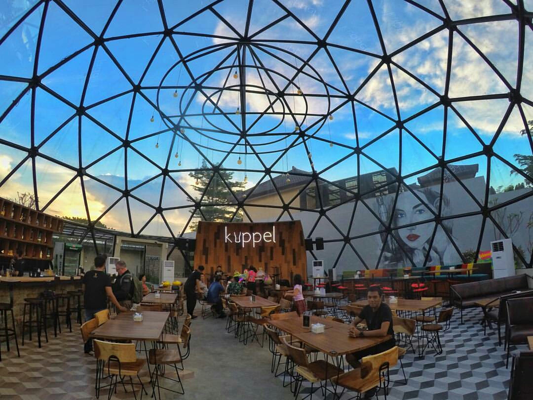 10 Referensi Tempat Nongkrong Outdoor Paling Juara Daerah Surabaya Dijamin Bikin Kalian Lupa Pulang 2 10 Referensi Tempat Nongkrong Outdoor Paling Juara Daerah Surabaya Dijamin Bikin Kalian Lupa Pulang 2