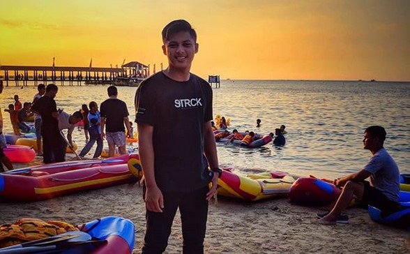 Pantai bandengan jepara wisata harga tiket masuk gambar lokasi hotel murah dekat sekitar resort penginapan villa dari semarang solo kendal malang pati kudus jawa tengah foto peta kartini obyek ditutup pulau panjang indonesia mahal wikipedia fasilitas alamat map menelan korban banana boat cerita mistis