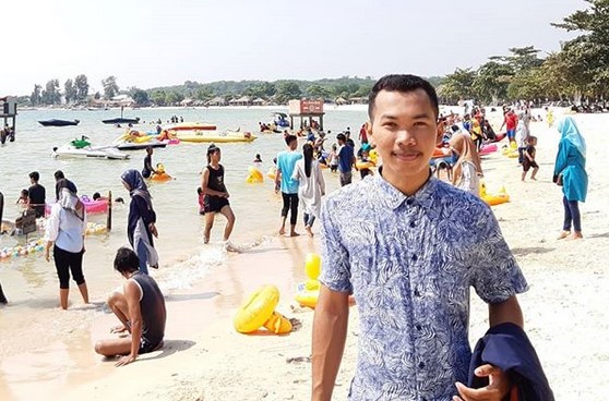 Menikmati Senja di Pantai Bandengan Jepara 5