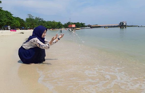 Menikmati Senja di Pantai Bandengan Jepara 8