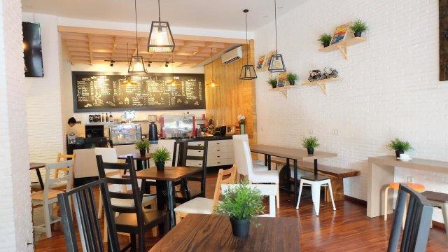 Cari Tempat Tongkrongan 24 Jam Daerah Makassar? Nih 10 Daftar Pilihan Cafe Yang Sangat Kece! 3