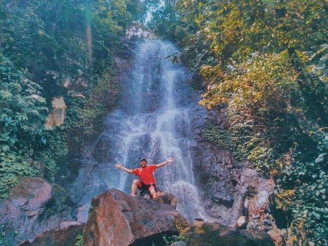 Curug 7 Cilember Bogor, Kalau Mandi Katanya Bikin Awet Muda 5 Curug 7 Cilember Bogor, Kalau Mandi Katanya Bikin Awet Muda 5