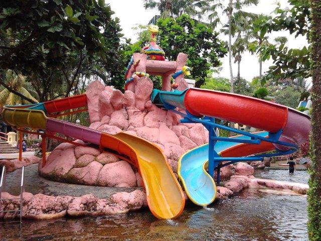 Arina Waterpark, Arena Rekreasi Air Keluarga 1