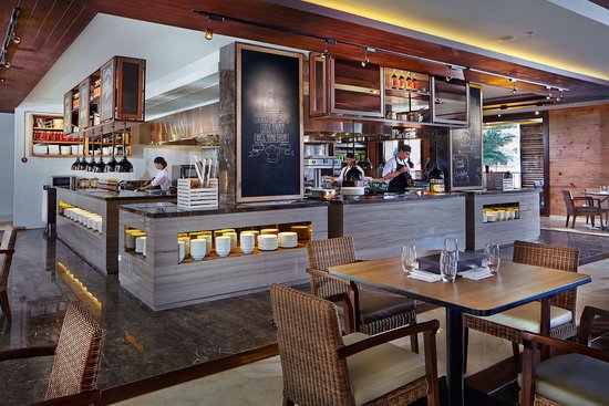 10 Daftar Pilihan Tempat Hangout di Daerah Bali Yang Wajib Kalian Masukkan Dalam Agenda Liburan! 8