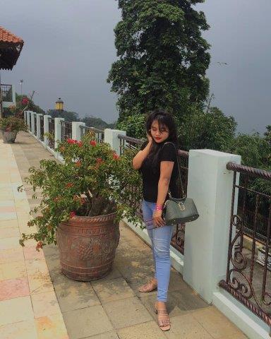 Resort Giri Tirta Kahuripan, Kolam Renangnya Bagus Banget! 4