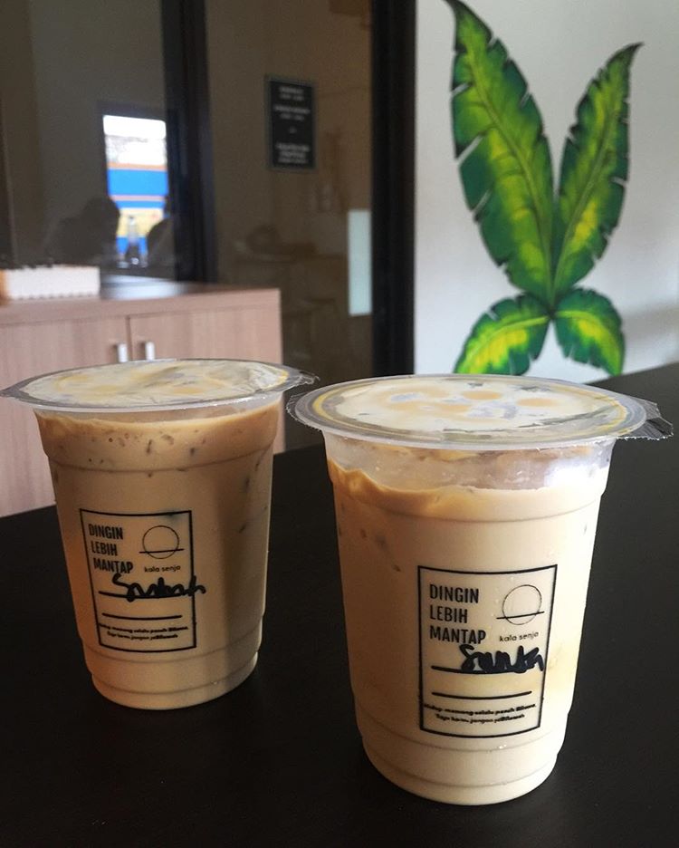 Ngopi Cantik di Daerah Bogor? Berikut Ini 10 Rekomendasi Tempat Coffeeshop Terbaiknya dan Bikin Nyaman 8 Ngopi Cantik di Daerah Bogor? Berikut Ini 10 Rekomendasi Tempat Coffeeshop Terbaiknya dan Bikin Nyaman 8