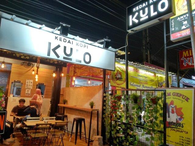 Ngopi Cantik di Daerah Bogor? Berikut Ini 10 Rekomendasi Tempat Coffeeshop Terbaiknya dan Bikin Nyaman 7 Ngopi Cantik di Daerah Bogor? Berikut Ini 10 Rekomendasi Tempat Coffeeshop Terbaiknya dan Bikin Nyaman 7