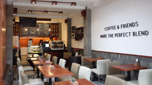 Bingung Cari Tempat Ngopi Enak di Daerah Bali? Simak 10 Referensi Cafe Terbaiknya Disini! 1