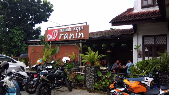 Kesulitan Menemukan Cafe 24 Jam di Daerah Bogor? 10 Rekomendasi Tempat Nongkrong Yang Bikin Nyaman 7