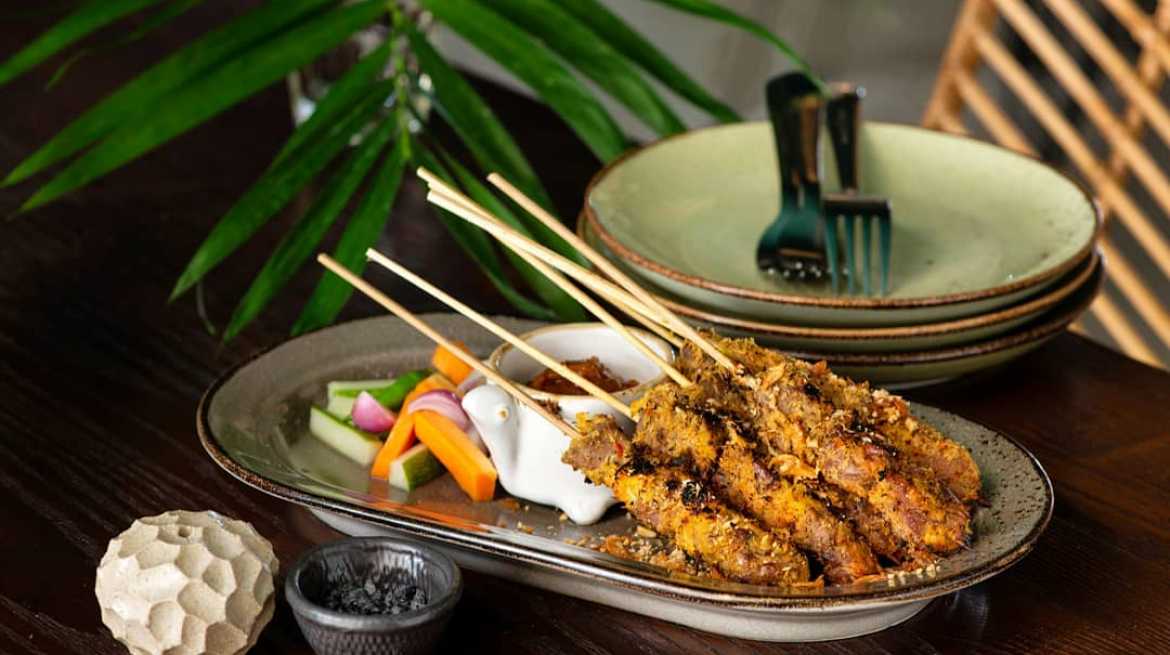 10 Referensi Cafe Murah Yang Wajib Kalian Kunjungi Saat Menghabiskan Akhir Pekan di Daerah Bali 2 10 Referensi Cafe Murah Yang Wajib Kalian Kunjungi Saat Menghabiskan Akhir Pekan di Daerah Bali 2