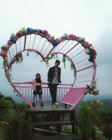 Berapa Harga Tiket Kolam Renang Taman Love Soreang? Ini Jawabannya 2