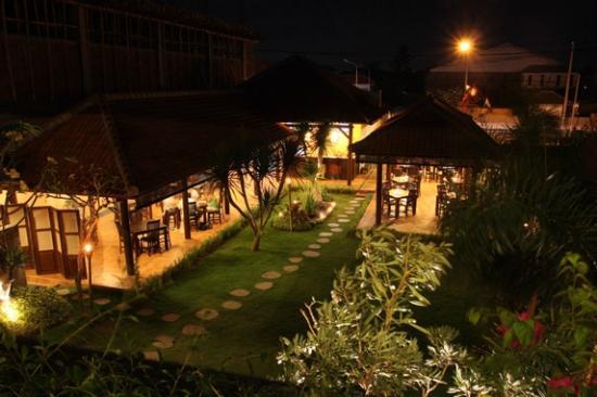 11 Rekomendasi Tempat Nongkrong di Daerah Bali, Jangan Lupa Buat Explore Cafe Hits Berikut Ini! 12 11 Rekomendasi Tempat Nongkrong di Daerah Bali, Jangan Lupa Buat Explore Cafe Hits Berikut Ini! 12