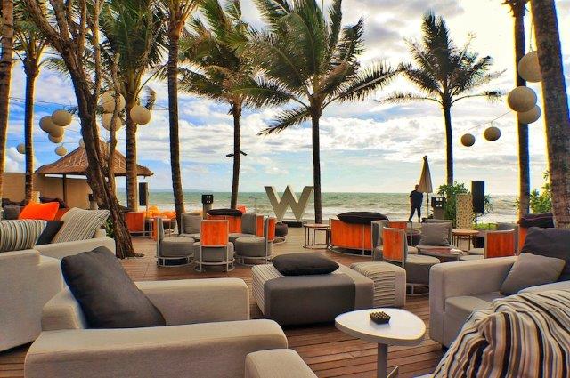 10 Referensi Tempat Nongkrong Malam Hari di Daerah Bali Yang Cocok Untuk Anak Muda Kunjungi! 8 10 Referensi Tempat Nongkrong Malam Hari di Daerah Bali Yang Cocok Untuk Anak Muda Kunjungi! 8